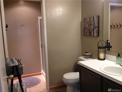 1611 S 245th Place, Des Moines, WA 98198 - photo 4