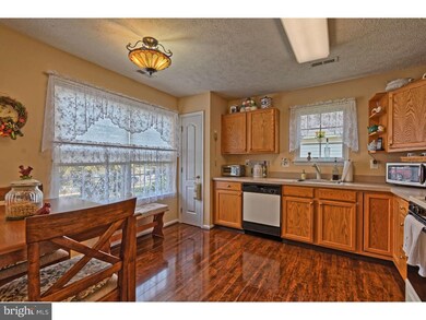 116 Avocet Ln, West Deptford, NJ 08086 - photo 5