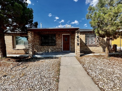 7619 Corozal Dr, El Paso, TX 79915 - photo 3