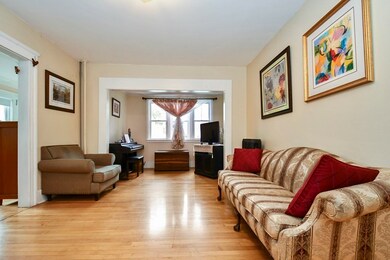 8 Hartshorn Ave, Worcester, MA 01602 - photo 5