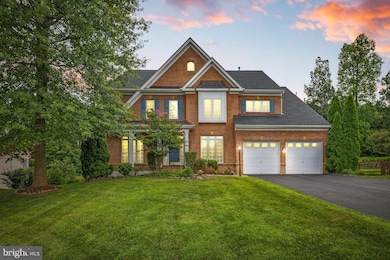 3224 Lost Pond Ct, Triangle, VA 22172 - photo 2