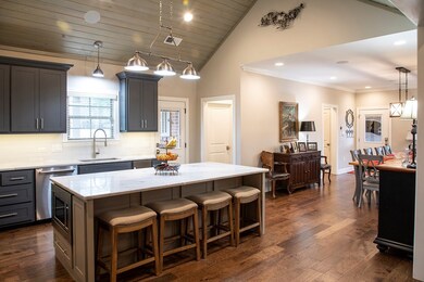 108 Downing St, Oxford, MS 38655 - photo 6