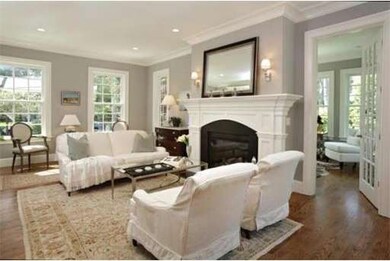 45 Cedar Rd, Chestnut Hill, MA 02467 - photo 2