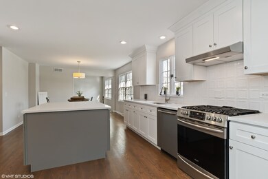 12 Butternut Dr, Naperville, IL 60540 - photo 4