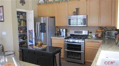 The perfect pantry and great appliances