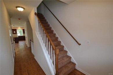 2133 Huntington Ln unit 30, Easton, PA 18040 - photo 3