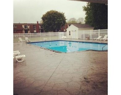 80 Damon Rd unit 8201, Northampton, MA 01060 - photo 2