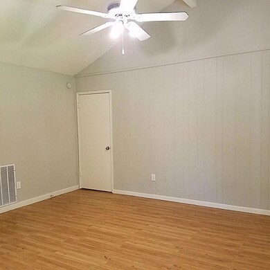 1709 Brumbelow St, Rosenberg, TX 77471 - photo 4