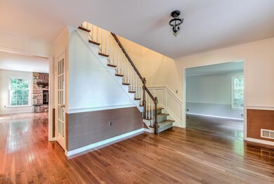 003_FOYER