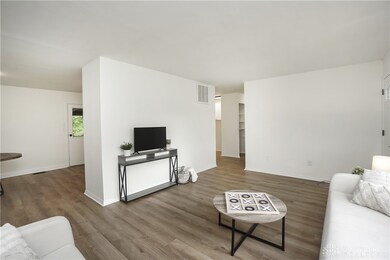 6 Ridge Cir, Loveland, OH 45140 - photo 7