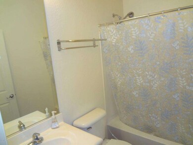 Bathroom 1-1