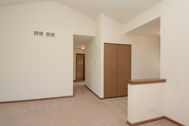 1112 Sawmill Ln, Algonquin, IL 60102 - photo 4