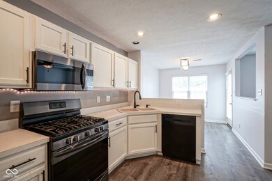 12675 Ladson St, Fishers, IN 46038 - photo 3