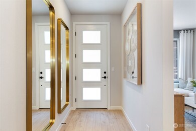 14718 Meridian Ave N unit D, Shoreline, WA 98133 - photo 5