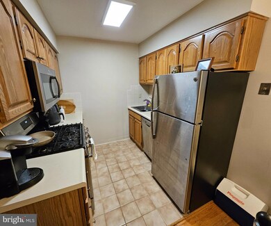200 N Wayne Ave unit 13, Wayne, PA 19087 - photo 6