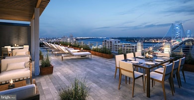 205 Race St unit 1B-04F, Philadelphia, PA 19106 - photo 2