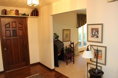 1680 Scottsdale Ave, Columbus, OH 43235 - photo 4