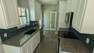 1910 W Washington St, Denison, TX 75020 - photo 7