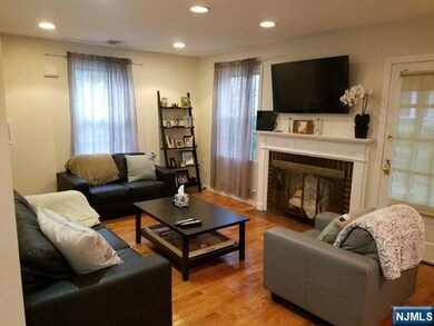 9 Burlington Place unit 1X, Fair Lawn, NJ 07410 - photo 5
