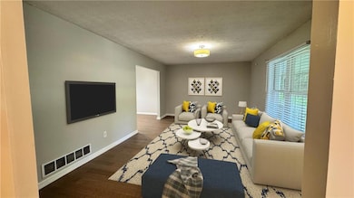 4550 Cypress Ridge Ct, Stone Mountain, GA 30083 - photo 3