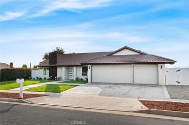 1563 Gary Ln, Redlands, CA 92374 - photo 3