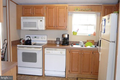 11498 Dry Bridge Rd, Ruther Glen, VA 22546 - photo 3