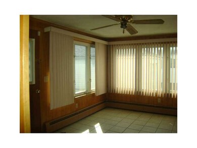 27 Vigilant St, Cranston, RI 02920 - photo 5