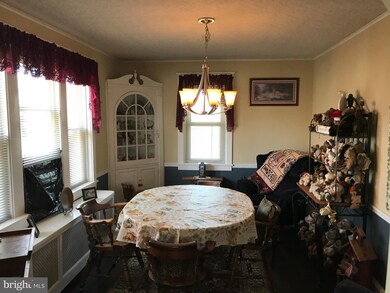 610 March St, Reading, PA 19607 - photo 4