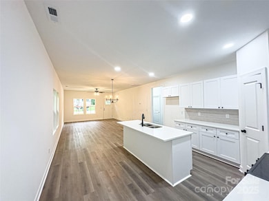 2911 New Pineola Rd, Charlotte, NC 28208 - photo 6