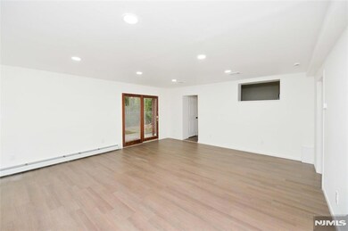 60 Poplar Ave, Hackensack, NJ 07601 - photo 5