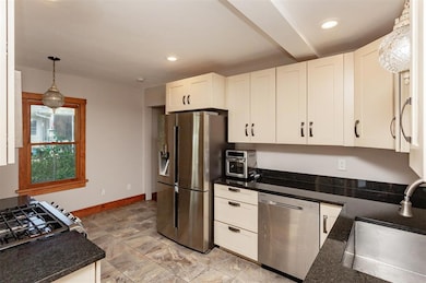 412 Fulton Dr, Des Moines, IA 50315 - photo 7