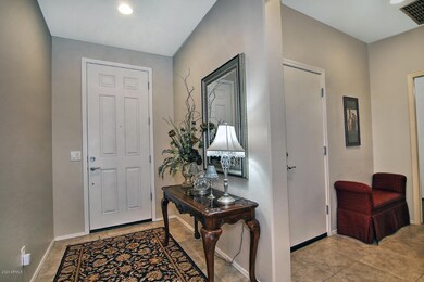7321 W Silver Spring Way-large-005-018-E