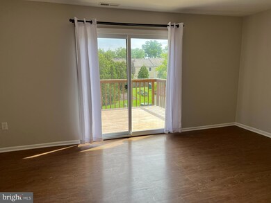 517 Portsmouth Ct, Sellersville, PA 18960 - photo 6