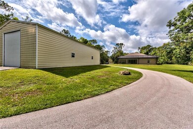 5675 Sea Grass Ln, Naples, FL 34116 - photo 6