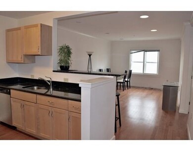 120 Mountfort St unit 505, Boston, MA 02215 - photo 3