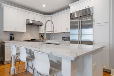 201 W 8th St unit 1, Boston, MA 02127 - photo 5