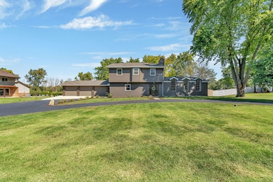 3509 Greenmeadow Ln unit 1, Joliet, IL 60431 - photo 2