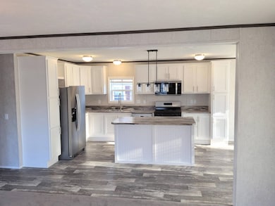 30 Kendall Pond Rd unit 87, Derry, NH 03038 - photo 2