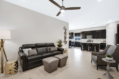 2880 E Citrus Way-14