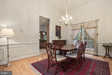 2710 Robaleed Way, Herndon, VA 20171 - photo 5