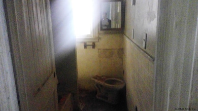 483 Hudson Ave, Albany, NY 12203 - photo 4