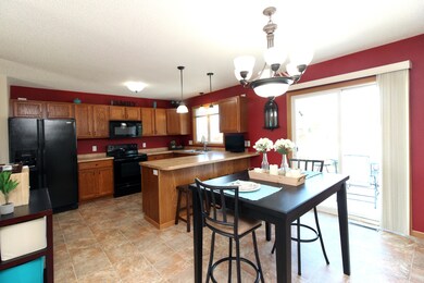KITCHEN DINING