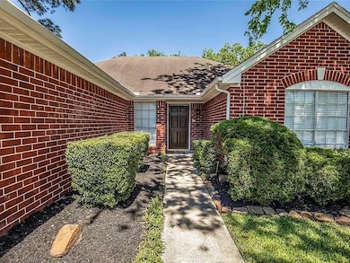 3031 Greenlet Ct, Spring, TX 77373 - photo 3