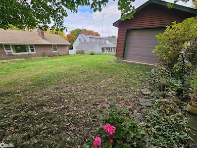 1320 N Adams St, Carroll, IA 51401 - photo 6