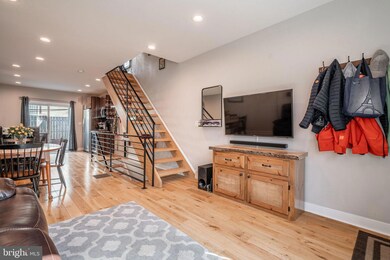 2323 Gerritt St, Philadelphia, PA 19146 - photo 3