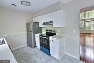 3300 Buckeye Ln, Fairfax, VA 22033 - photo 7