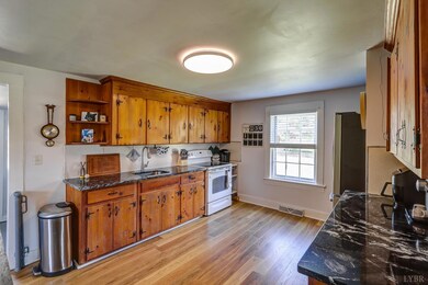 266 Stonewall Rd, Concord, VA 24538 - photo 3