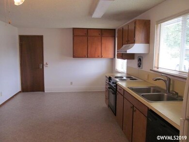 712 Aldercrest Dr, Newberg, OR 97132 - photo 7