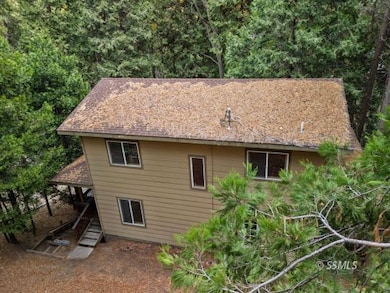 10667 Conifer Ln, Wofford Heights, CA 93285 - photo 6