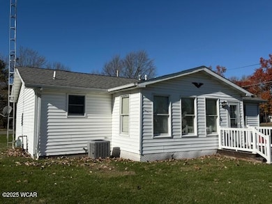 212 N Simon St, Ada, OH 45810 - photo 4